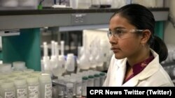 گیتانجالی رائو، دانشمند و کار آفرین ۱۳ ساله - عکس از رادیوی دولتی کلرادو CPR