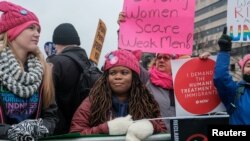 Manifestantes durante la cuarta marcha de las mujeres en Washington D.C. el 18 de enero del 2020. 