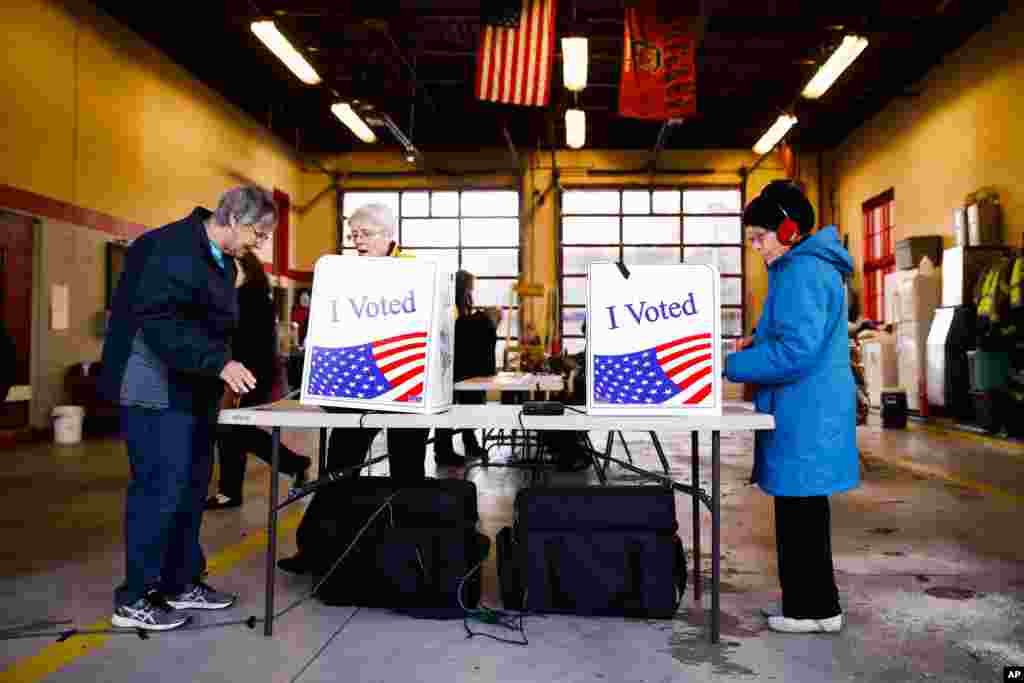 Voters cast their ballots in the South Carolina primary election, Feb. 29, 2020, in Columbia, S.C. 