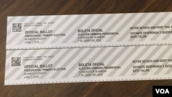 Receipts in English and Spanish of a submitted vote-by-mail ballot for Alameda County from California's presidential primary elections in June. Photo taken on September 7, 2016. (Sophat Soeung/VOA Khmer)