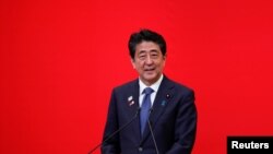 아베 신조 일본 총리는 최근 김정은 북한 국무위원장과의 조건 없는 회담 의지를 밝혔다.