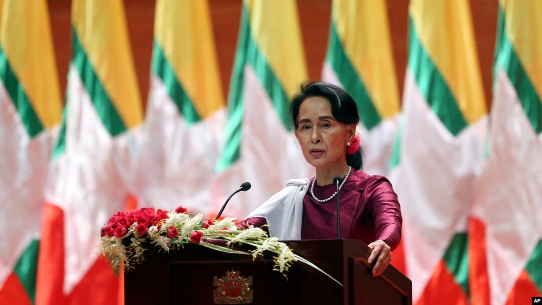 Lãnh đạo trên thực tế của Myanmar, bà Aung San Suu Kyi, phát biểu qua truyền hình hôm 19/9/2017.