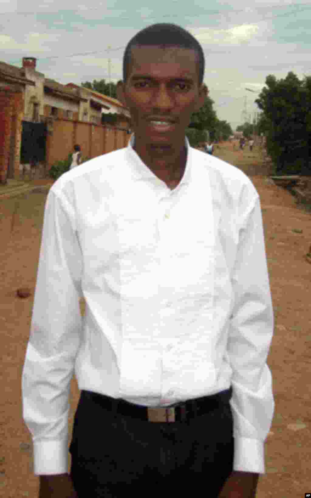 Kenneth, Citizen Journalist in Lubumbashi, Katanga, DRC (November 2011)