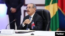 Danilo Medina, presidente de la República Dominicana informó que los representantes del gobierno y la oposición venezolanas acordaron volver a reunirse el lunes 5 de febrero de 2018.