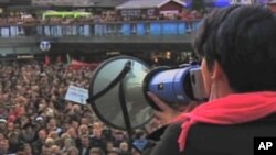 Thousands of protesters marched against racism in Europe, 2010