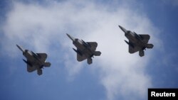 미군의 최첨단 스텔스 전투기 F-22. (자료사진)