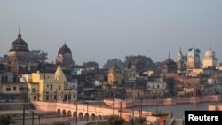 Kuil Ayodhya yang disengketakan, India, 10 November 2019. (REUTERS/Danish Siddiqui)