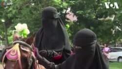 Niqab Squad Ingin Dobrak Stereotip Perempuan Berburka