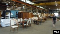 The Second Chance Warehouse in Baltimore, Maryland, contains everything from doors and floors to furnishings and other household items reclaimed from homes slated to be restored, renovated or demolished. (J. Taboh/VOA)