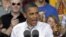 Predsednik Obama govori na jednom skupu svojih pristalica u subotu, u Ajovi