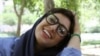 آتنا فرقدانی، فعال مدنی و کارتونیست زندانی در ایران