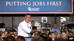 El candidato republicano Mitt Romney habla durante un mitín en Forth Worth, Texas.