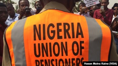 Les Centrales Syndicales Nigerianes Suspendent Leur Appel A Une Greve Illimitee