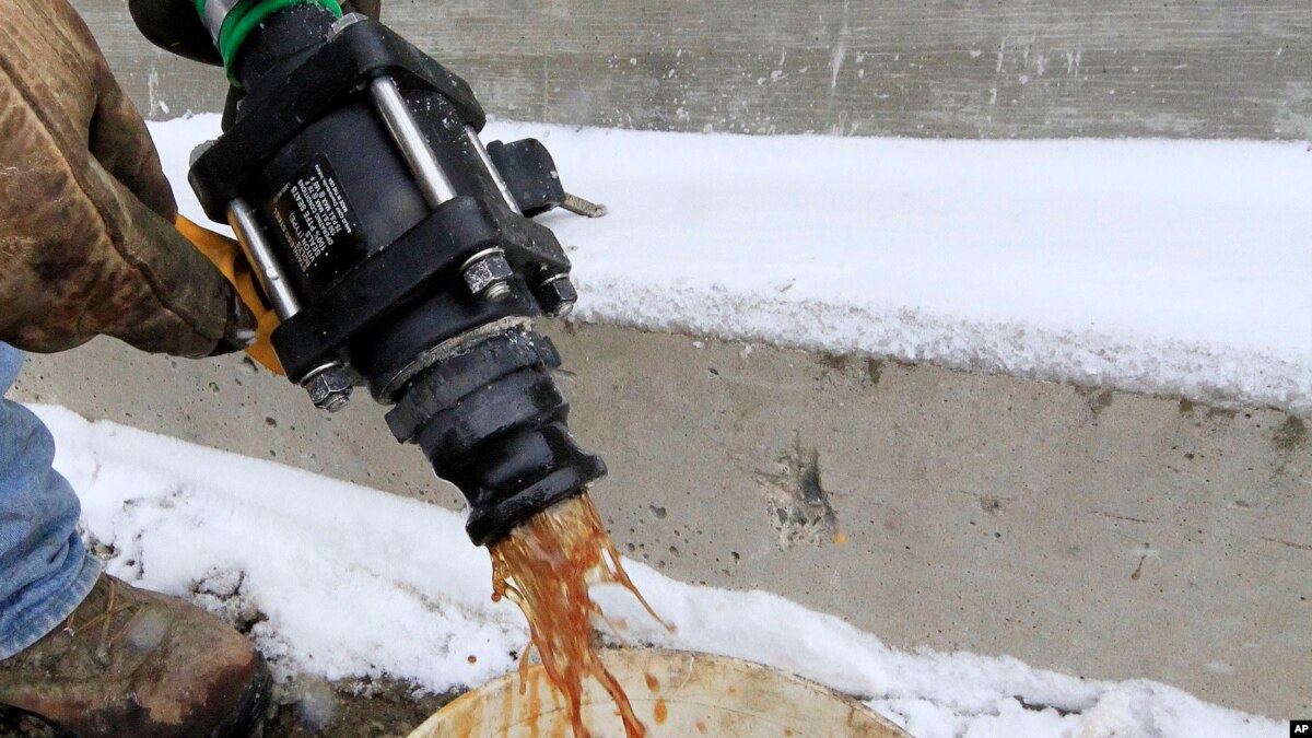 Beet Juice Fights Icy Roads