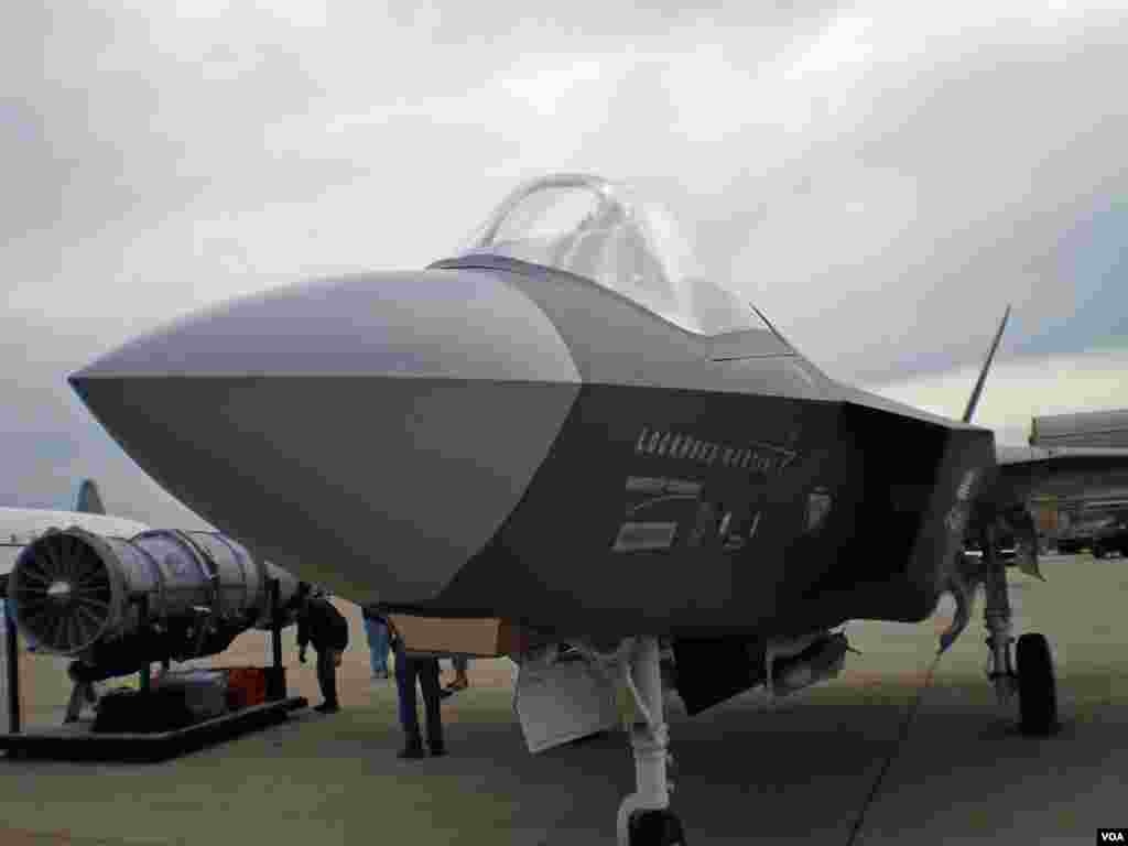 洛克希德·马丁公司研制的F-35隐形战机（资料照）