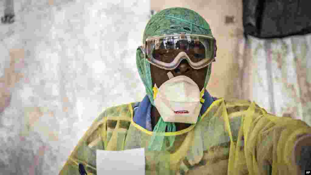 Ma&#39;akacin cutar Ebola a Kenema, Sierra Leone, 11 ga Agusta, 2014.