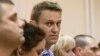 Rossiya muxolifati sardori Aleksey Navalniy besh yil qamoq jazosi oldi