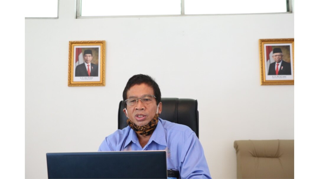 Rektor UNS Solo, Prof Jamal Wiwoho, dalam jumpa pers secara daring, Selasa, 21 Juli 2020. (Foto: Humas UNS)
