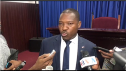 Haitian opposition Deputy Abel Descolines. (R. Toussaint/VOA)