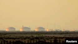 Zeviyên Gazê - Qeter - Ra'is Leftan