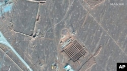 تصویر ماهواره ای مکسر تکنولوژیز در ۱۱ دسامبر ۲۰۲۰ ساخت و ساز در تاسیسات هسته ای فردو را نشان می دهد. این تصویر ۱۸ دسامبر در اختیار خبرگزاری آسوشیتدپرس گذاشته شد.