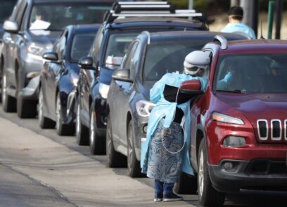 Lightfoot cancels Chicago's St. Patrick's Day parades because of coronavirus