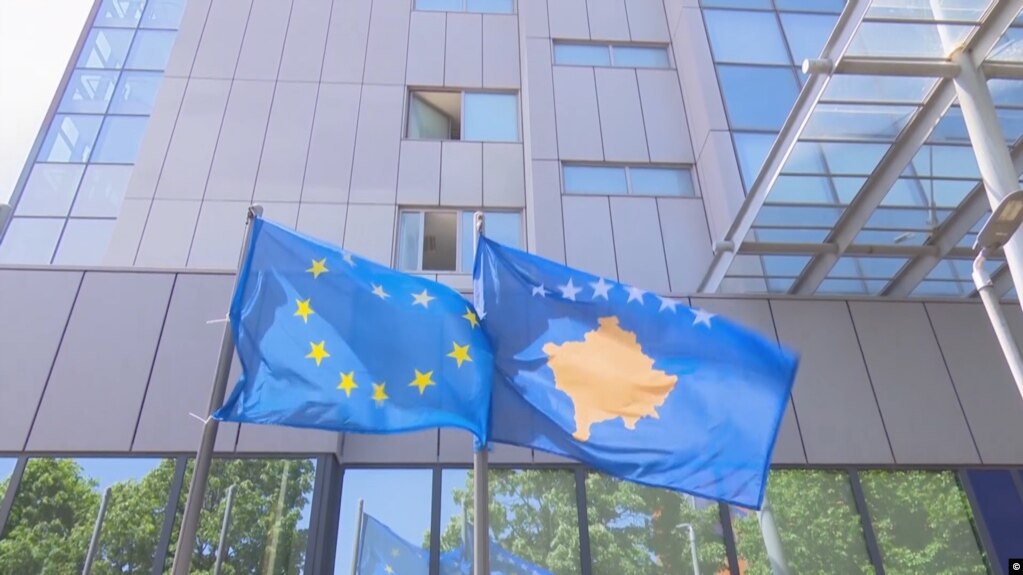 Kurti: qeveria nuk ka hequr dorë nga reciprociteti ndaj Serbisë