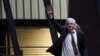 Julian Assange u Canberri (Foto: AFP/David GRAY)