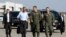 Барак Обама и командующий ВВС США в Европе генерал Фрэнк Горенц