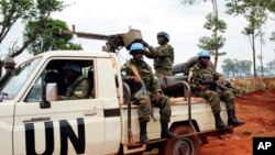 Des casques bleus à Bria, Centrafrique, le 26 mai 2017.