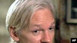 위키리크스 설립자 줄리안 어샌지