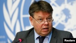 Petteri Taalas, Secretary general of the World Meteorological Organization attends a news conference on the annual Greenhouse Gas Bulletin on concentrations of CO2 at the United Nations in Geneva, Oct. 24, 2016.