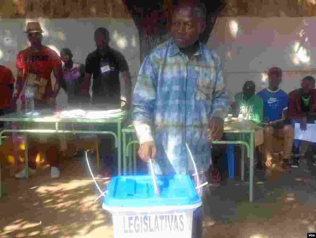 Guiné-Bissau, José Mário Vaz, candidato presidencial do PAIGC, Eleições Gerais 13 de Abril de 2014