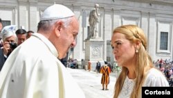 Lilian Tintori dijo que el papa se había mostrado preocupado por la situación en Venezuela (Foto: Voluntad Popular)