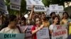 نئی دہلی میں کم سن بچیوں سے جنسی زیادتی کے خلاف مظاہرے