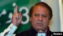  مدينه منوره کې پاکستاني کميونټۍ ته دوينا په مهال پاکستاني وزيراعظم وويل چې دپاکستان امن خرابونکي به يو صورت کې هم نۀ شي زغملى 