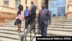 UMnu. Abednigo Bhebhe ephuma eHigh Court koBulawayo lamagqwetha akhe