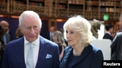 Şahê Brîtanya Charles û Xanima wî Camilla