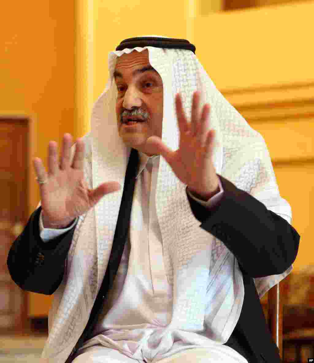 Sheikh Abdulrahman Menshed al-Assisi says life has been filled with hardship for tens of thousands of Iraqi Arabs who escaped villages under assault by Sunni extremists to seek refuge in Kurdish enclaves, northern Iraq, Sept. 29, 2014. 