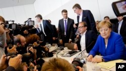 Nemačka kancelarka Angela Merkel na zajedničkoj sednici njene Demohrišćanske unije i bavarske CSU, 2. jula 2018.