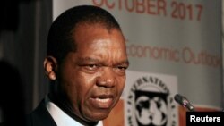 Reserve Bank of Zimbabwe (RBZ) Goveor John Mangudya speaks during the launch of the Sub-Saharan Africa Economic Outlook in Harare, Zimbabwe, Oct. 30,2017. 