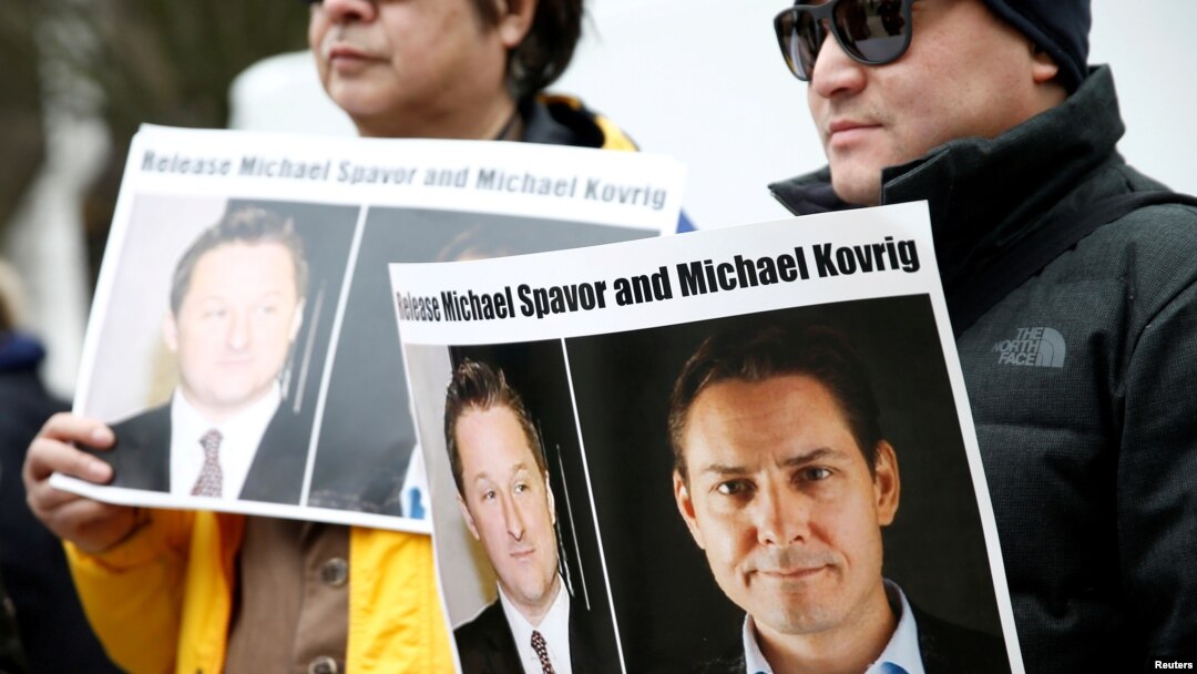 Tư liệu- Dân Canada ký tên vào thư yêu cầu TQ trả tự do cho Michael Spavor and Michael Kovrig ở British Columbia.. Ảnh chụp ngày 6/3/2019. REUTERS/Lindsey Wasson/File Photo
