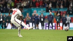  Bukayo Saka