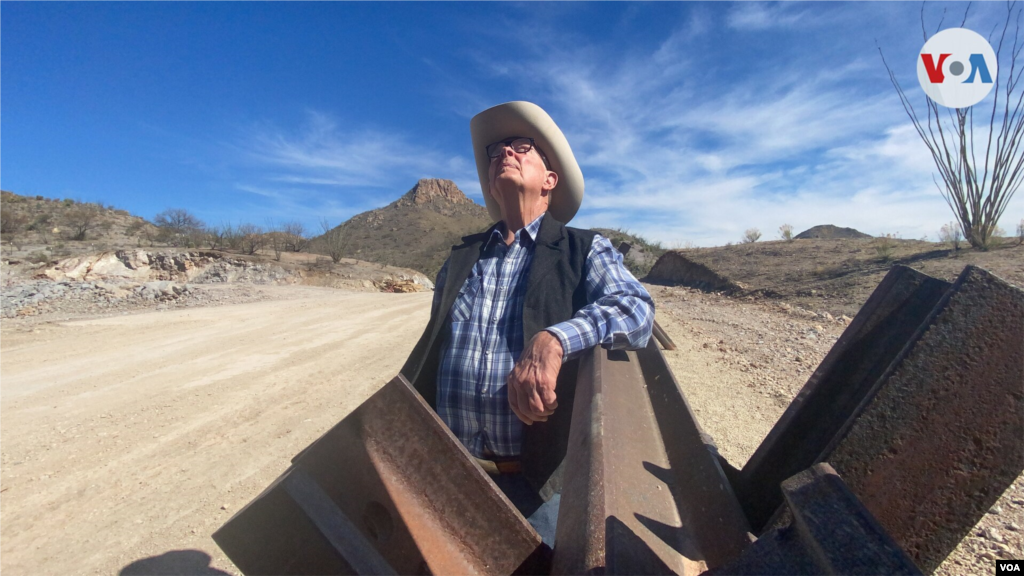 Jim Chilton, ranchero de Arivaca, Arizona, en la zona de la frontera donde se detuvo la construcci&#243;n del muro.