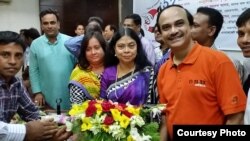 Roquia Haider, Chief, Bangla Service meeting listeners at National Press Club in Dhaka 
