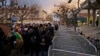 Protes Rusuh, UC Berkeley Batalkan Acara Tokoh Ekstrem Kanan 