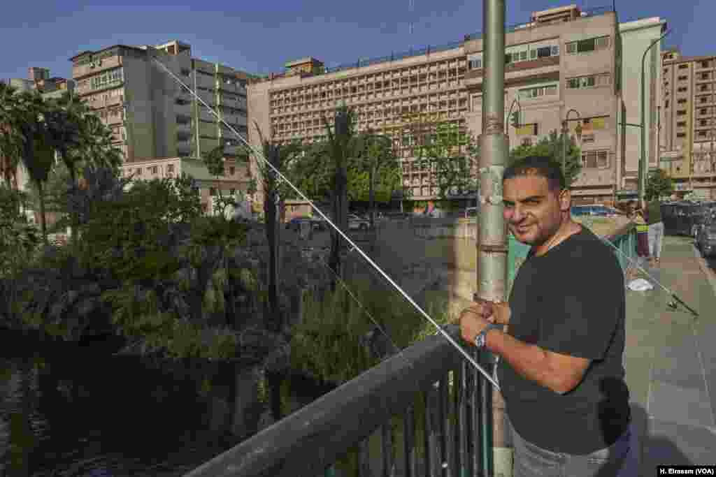 Mohamed Labeb, a 37-year-old driver, says, “It doesn’t look appropriate if I hang out in a coffee shop during the fasting hours, that’s why I go fishing until time of Iftar comes.”