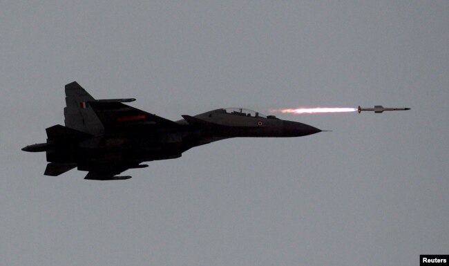 بھارتی فضایہ کا SU-30MKI لڑاکا طیارہ