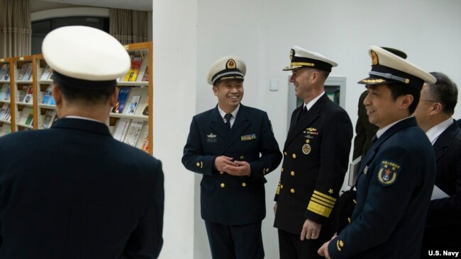2019年1月15日美国海军作战部长(CNO)理查森上将访问南京的中国海军指挥学院进行圆桌讨论,强调全球合法安全行动的重要性。