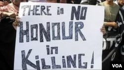 Unjuk rasa menuntut penghapusan praktek 'pembunuhan demi kehormatan' (honor killing), yang masih lazim dilakukan di India dan Pakistan.